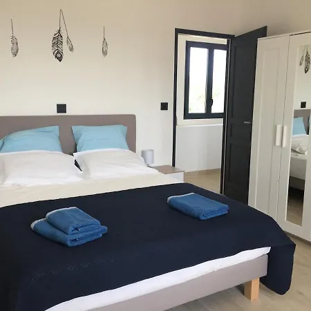 Maison Avec Vue Et Sa Piscine Chauffee Privative * Bessas